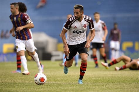 Atuações do Flamengo contra o Madureira quem se destacou quem foi mal