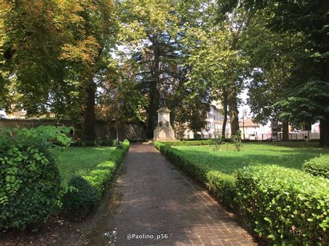 Monumento A Vittorio Emanuele Ii E Umberto I Читта ди Кастелло лучшие