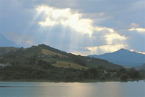 Riserva Naturale Regionale Lago Di Penne Regione Abruzzo