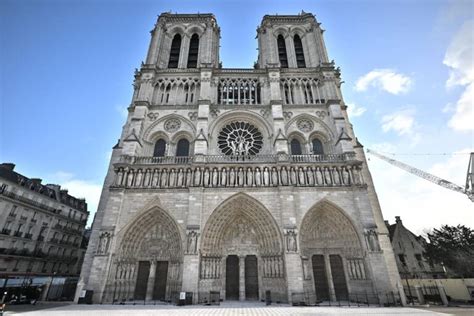 Notre Dame De Paris La Couronne Du Christ Fait Son Retour Dans La