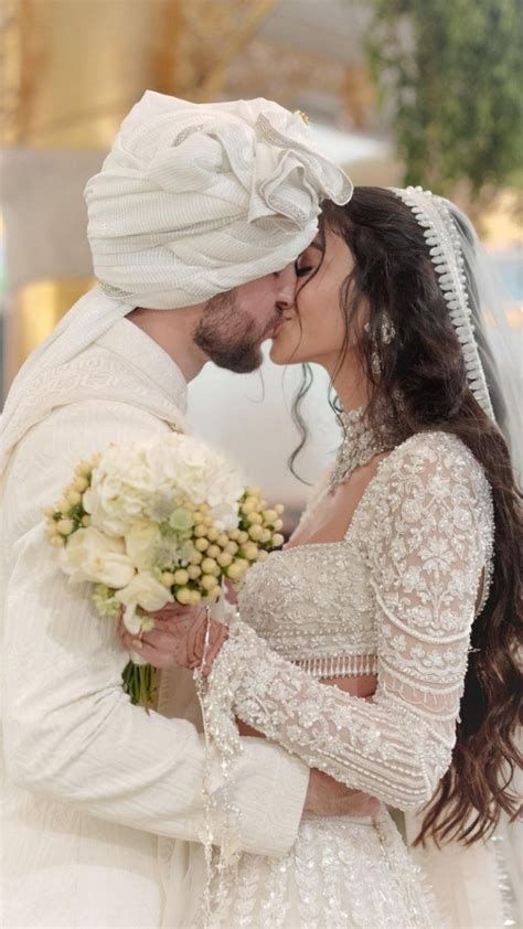 Alanna Panday Shares Dreamy Wedding Pics