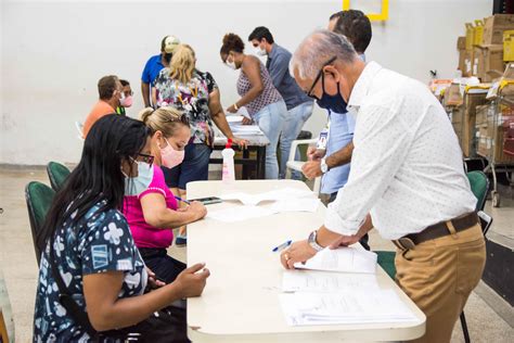 Prefeitura De Pereira Barreto Entrega Contratos De Quita O De Casas