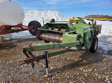 John Deere 14t Hay And Forage Balers Square For Sale Tractor Zoom