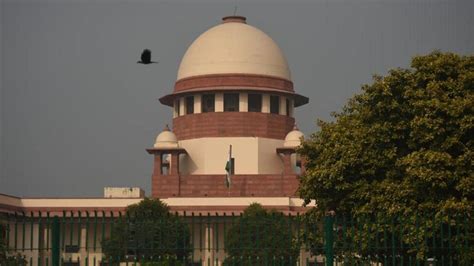 Clash of ‘sealed covers’ brews in Supreme Court | Latest News India ...