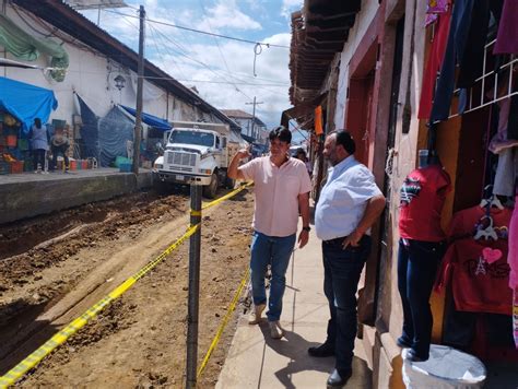 Avanzan trabajos para pavimentar calle Libertad en Pátzcuaro Edil