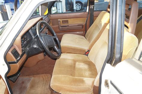 1981 Volvo 240 - Interior Pictures - CarGurus