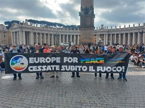 Verso La Manifestazione Per La Pace Del Novembre Oltre