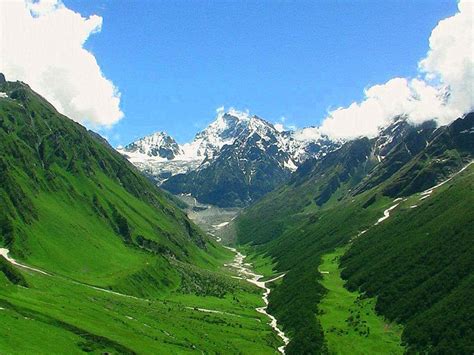 valley definition  meaning  pictures picture dictionary books