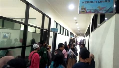 Tkk Disdukcapil Kbb Mogok Kerja Pelayanan Adminduk Lumpuh Total