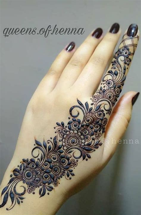 Pin By Nabihah Irfan On Mehndi Latest Mehndi Designs Hands Mehndi