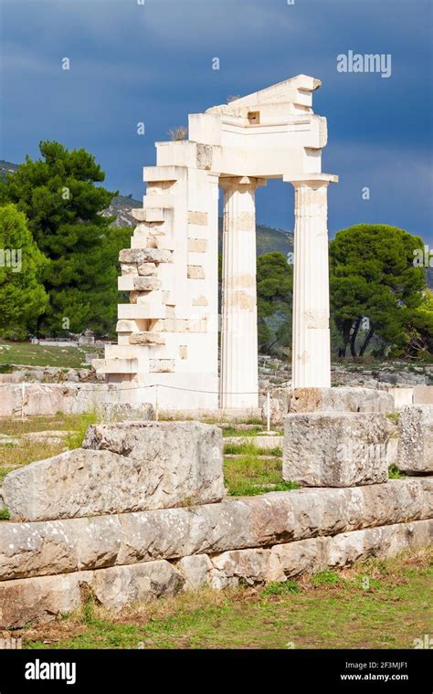 Tempel Von Asklepios Fotos Und Bildmaterial In Hoher Aufl Sung