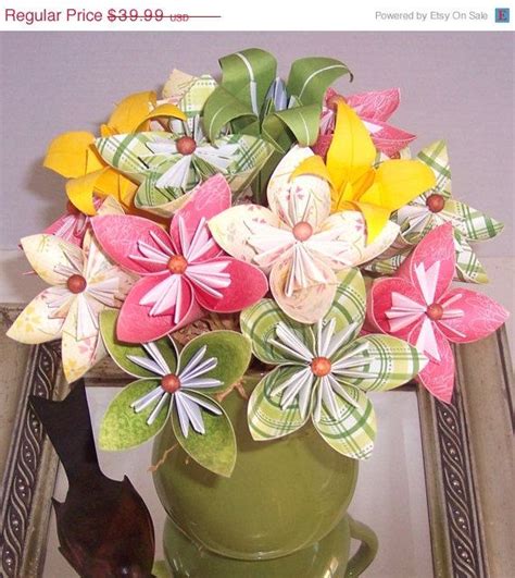 Paper Flower Floral Arrangement Etsy Paper Flowers Handmade Flowers Paper Paper Flower Bouquet