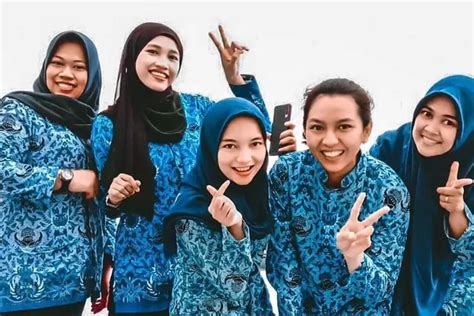 Jabatan Fungsional Full Senyum Penerapan Gaji PNS Single Salary