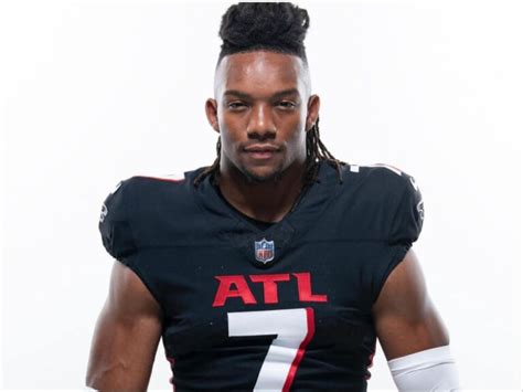 how to pronounce bijan robinson