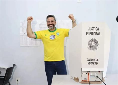 Pesquisa Poderdata Lula Tem 53 Dos Votos Válidos No 2º Turno