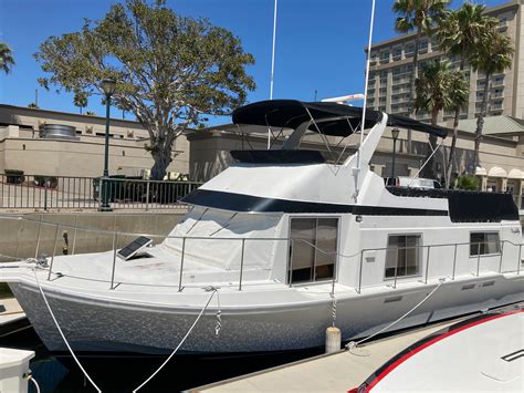 1984 Uniflite Yacht Home Motor Yachts For Sale YachtWorld