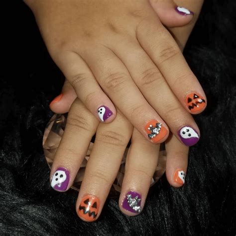 35 Halloween Nails for Kids Design Ideas