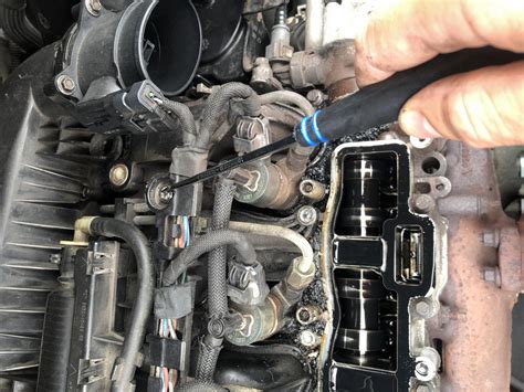 Replacing Injectors On A Citroen Dispatch Hdi Page Maintenance