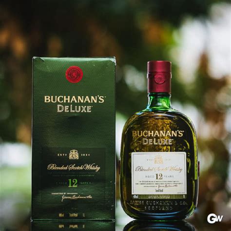 Whisky Buchanans Blended Scotch Aged 12 Years 1L Original em Promoção