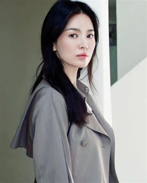 Song Hye Kyo 송혜교 In 2022 Mode Wanita Wanita