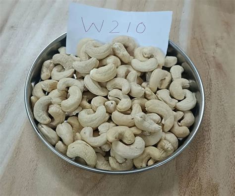 Type Whole W Cashew Nut At Kg In Hyderabad Id