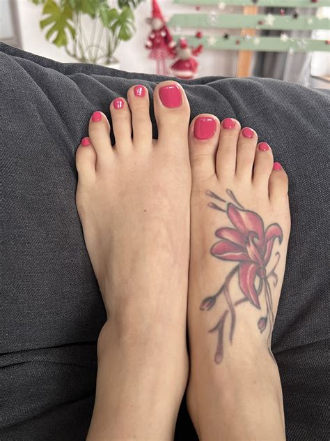 Cutelilyfeet On Twitter Rt Thefootlover01 Nothing In The World