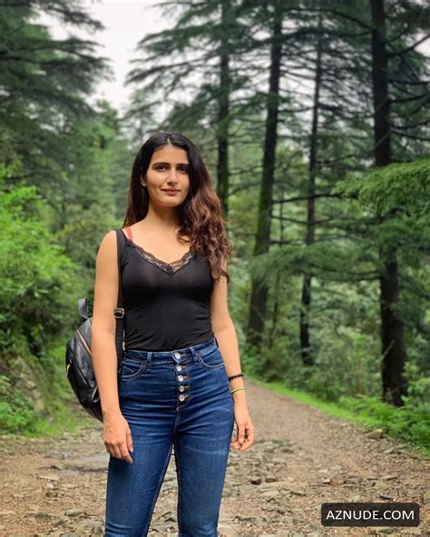 Fatima Sana Shaikh Hot Pics Collection April June 2019 Aznude