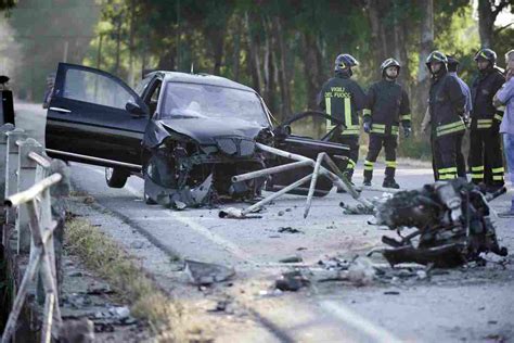 Guida Senza Patente I Terribili Dati Di Un Incredibile Strage Sulle