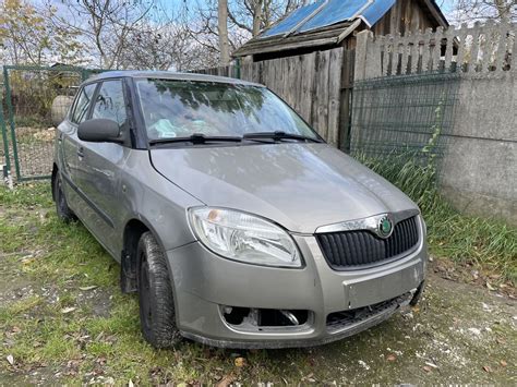 Skoda Fabia II 1 4 Benzyna 85 tys 1 właściciel salon Pl Klima Kielce