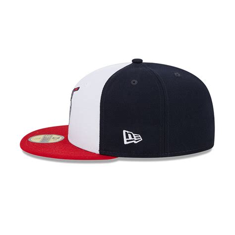 Louisville Bats 2024 Marvels Defenders Of The Diamond 59fifty Fitted