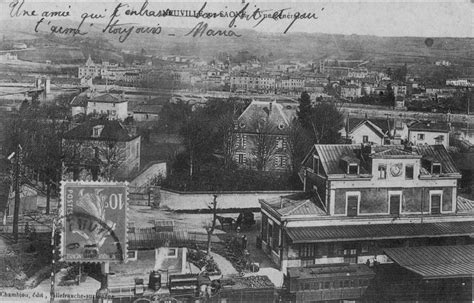 Photos et carte postales anciennes de Neuville sur Saône Mairie de