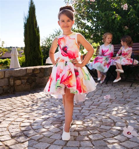 Образы На Выпускной 4 Класс Для Девочек - 69 фото