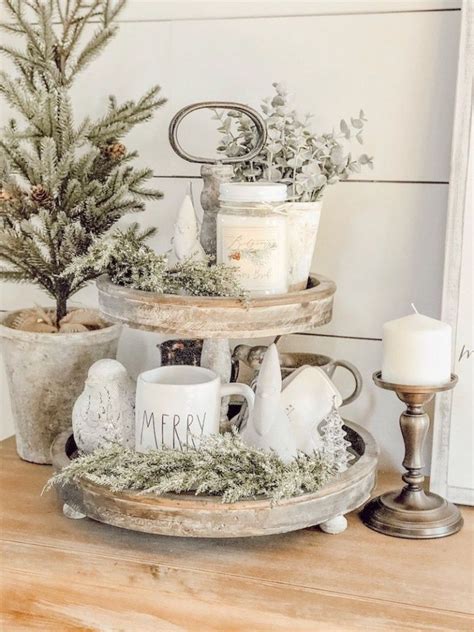 25 Festive Farmhouse Christmas Decorations For The Home