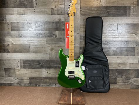 Fender Player Plus Stratocaster Hss Maple Fingerboard Cosmic Jade