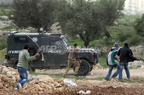 イスラエル軍がパレスチナ人未成年者を虐待、ユニセフ報告 写真6枚 国際ニュース：afpbb News