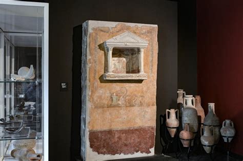 Gli Affreschi Romani Ritrovati Risplende Il Museo Di Stabiae La