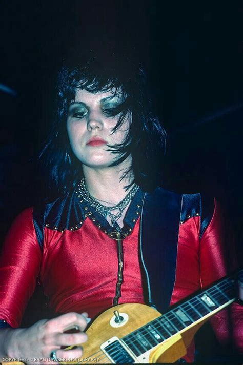 Joan Jett Es Una Cantante Compositora Guitarrista Productora Y