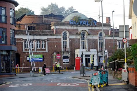 Major Fire At Royalty Cinema On Harborne Birmingham Live