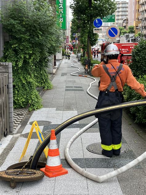 【火事】横浜市西区浅間町1丁目に消防車のサイレン鳴り響く火災 浅間町のマンション密集地で黒煙あがる まとめダネ！