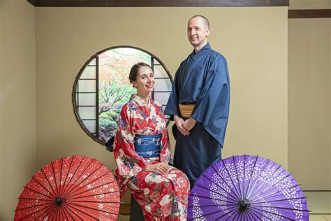 Kimono And Self Photo Shooting In A Heritage House Of Osaka Tea