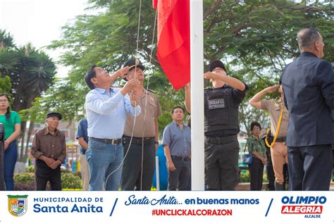 Ceremonia De Izamiento En La Plaza De Armas Noticias Municipalidad