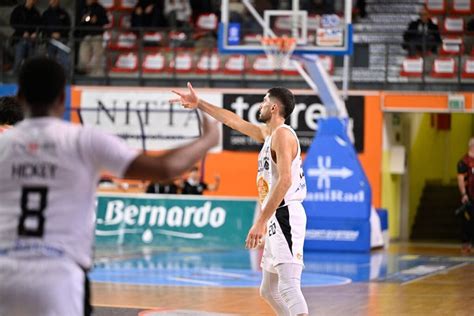 Serie A Lapu Old Wild West Udine Domina L Unieuro Forl