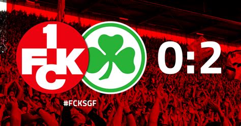 0 2 gegen Fürth FCK verliert Spiel und Tomiak mit Rot Der Betze brennt