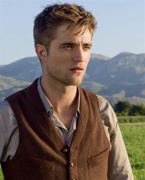 Robert Pattinson es el hombre más guapo del mundo según la ciencia