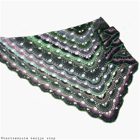 Ravelry Knotsewcute S Virus Shawl