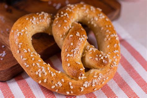 Soft Wheat Pretzels Recipes Eat Wheat