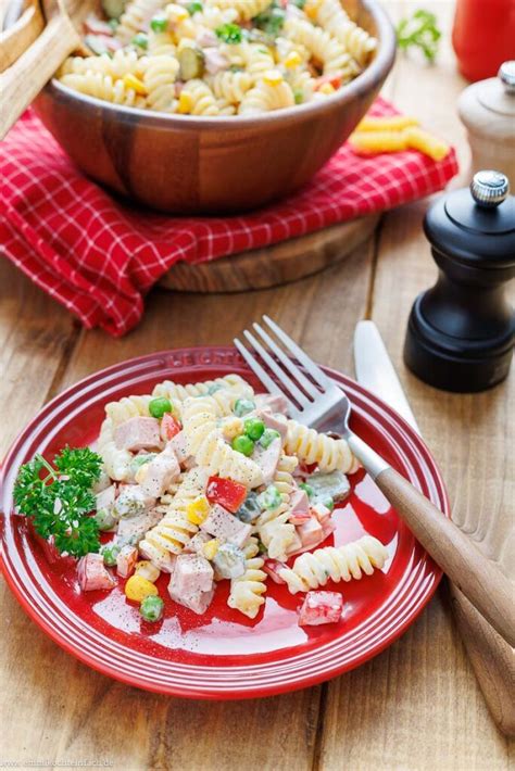 Nudelsalat Mit Mayo Omas Klassiker