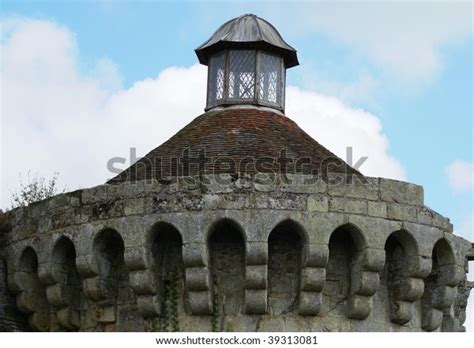 Castle Domed Roof Imitation Machicolations Stock Photo 39313081 | Shutterstock