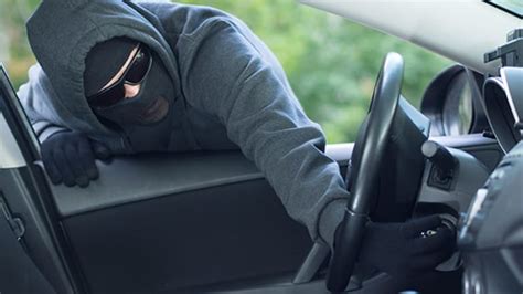 Dont Let Auto Thieves Steal Your Personal Data Too Thestreet