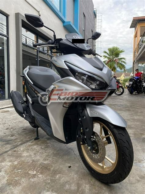 Yamaha NVX V2 ABS 2022 LIKE NEW 3 743KM ONLY NVX155 NMAX 155